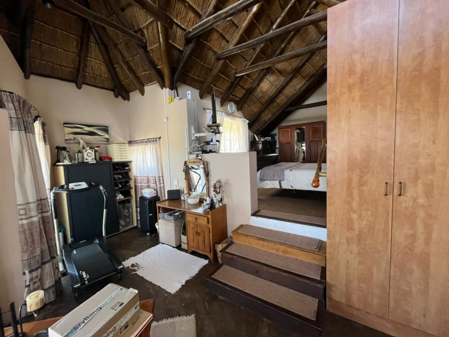 3 Bedroom Property for Sale in Cove Rock Eastern Cape